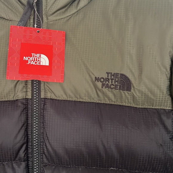 The North Face reversible down coat - Picture 2 of 13